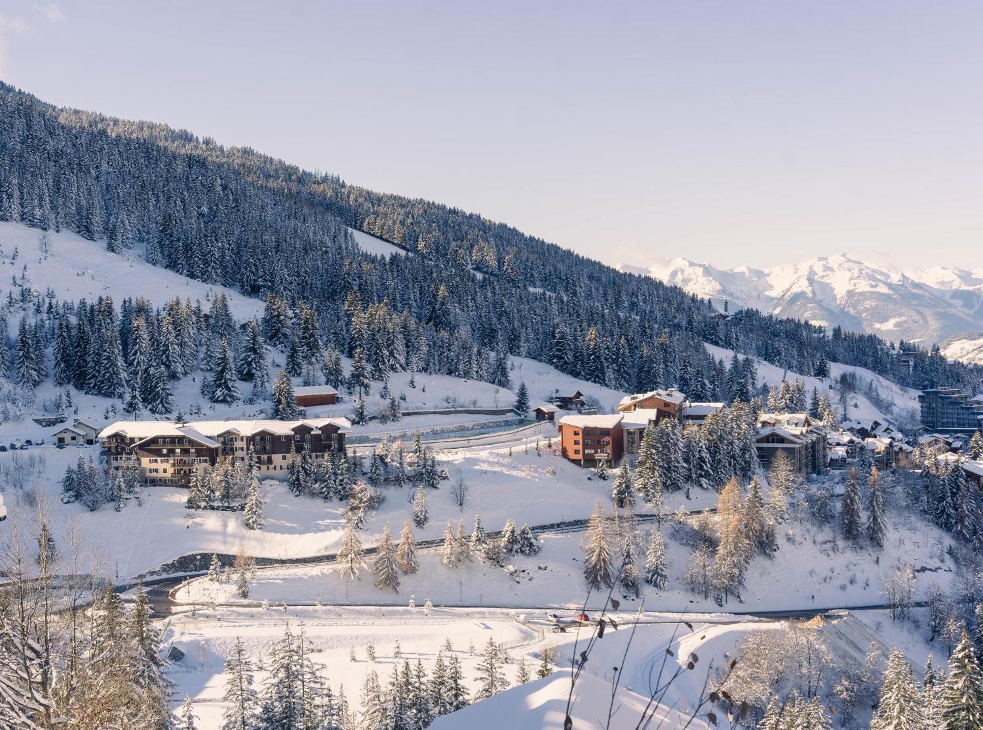 Ecrin Blanc Resort Courchevel - Aquapark Екстер'єр фото