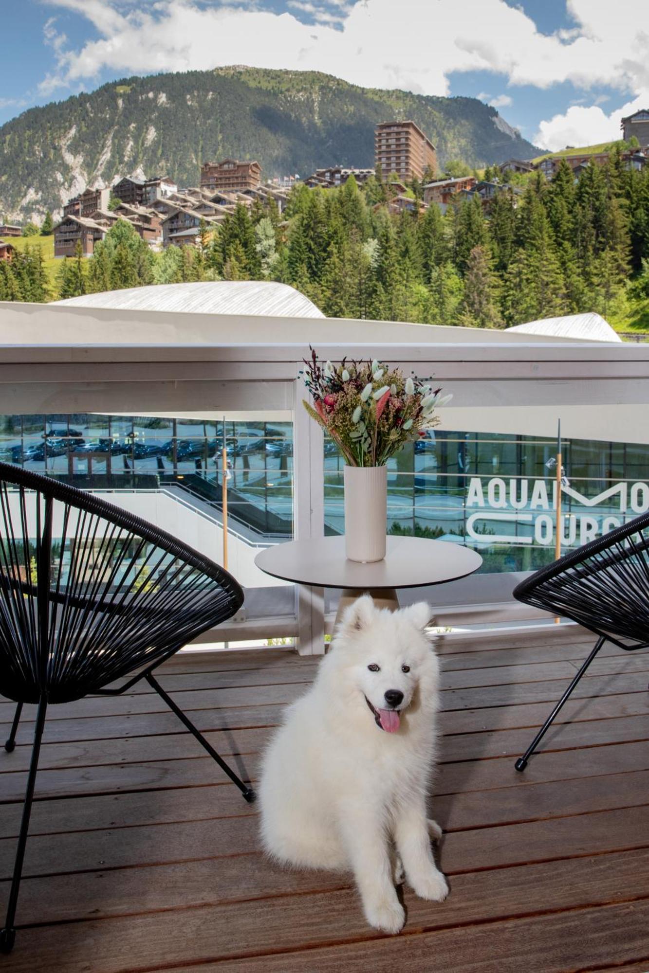 Ecrin Blanc Resort Courchevel - Aquapark Екстер'єр фото
